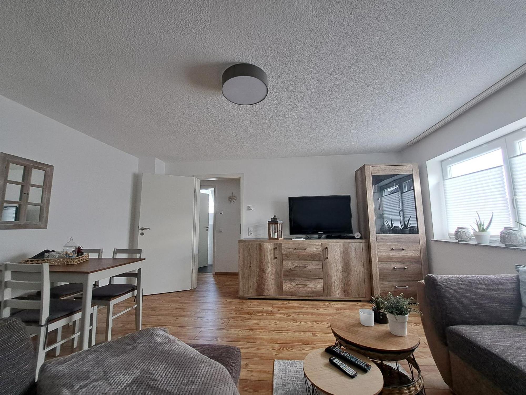 Wunderschoenes 2 Zimmer Apartment Inkl. Parkplatz Asbach  Exteriör bild